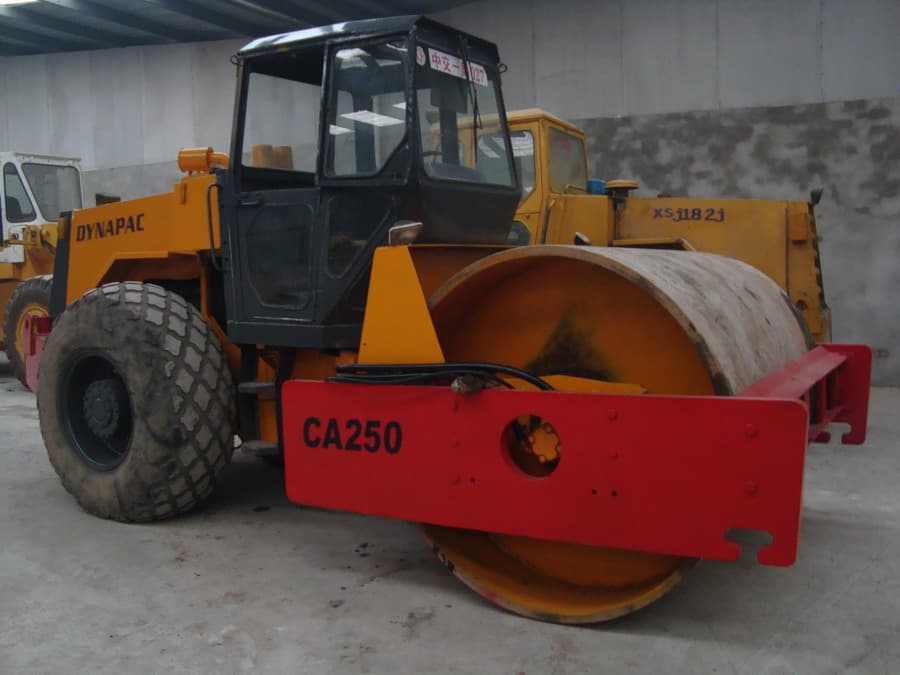 used dynapac ca250 road roller